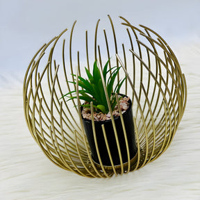 Artisan Crafted High-Quality Metal Alloy Sphere Planter For Elegant Room Decor